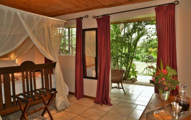 Kasane Self Catering - Photo4