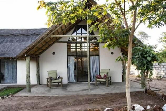 Leeville Guesthouse Kasane