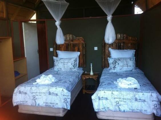 Lion Roars Lodge - Photo3