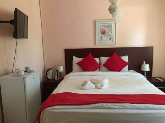 Plateau Guest House - Photo3