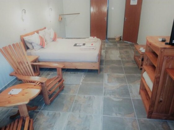 Island Safari Lodge - Photo3