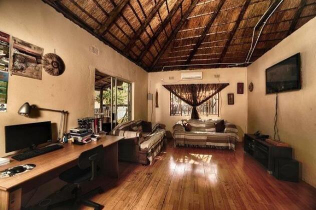 Motsebe Backpackers - Photo3