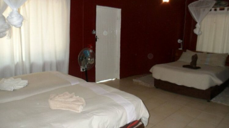 Okavango River Lodge - Photo5
