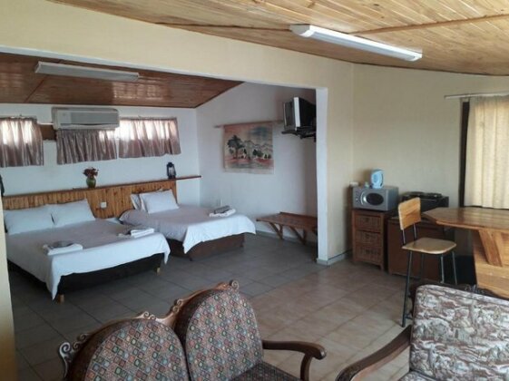 Lentswe Lodge - Photo5