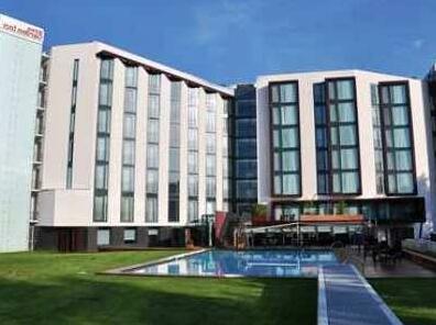 Majestic Five Hotel