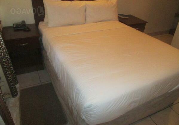 Mogonono Selected Service Hotel - Photo4