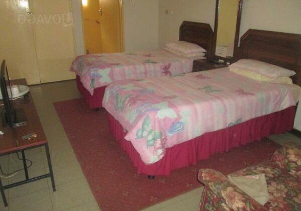 Palapye Hotel - Photo4