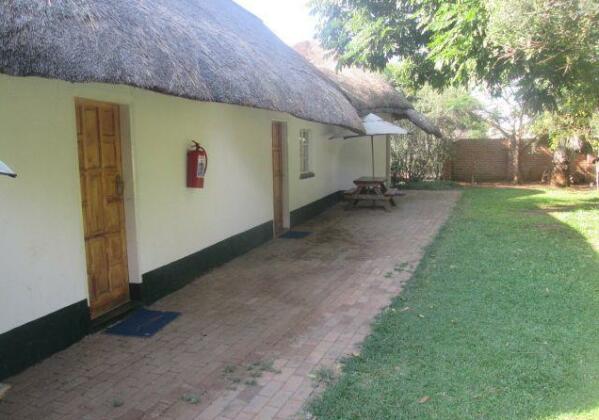 Serowe Hotel - Photo3
