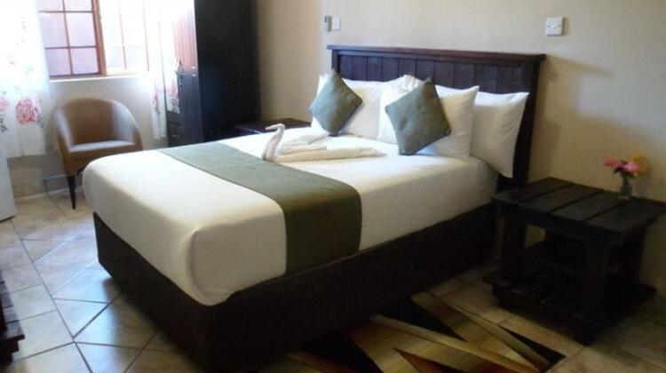 Kamore Guest Inn - Photo2