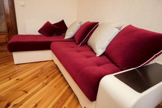 3 Room Apartment On Lenina 45 - Photo3