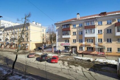PaulMarie Apartments on Karpovicha