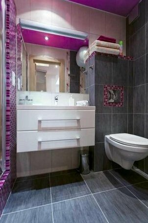 A&A Serviced Apartments - Photo5