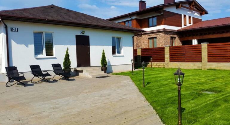 Alex House - Photo2