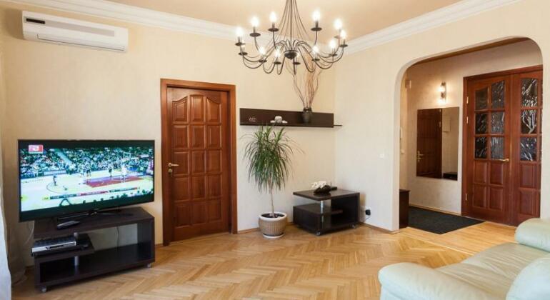 Apartment on Nezavisimosti 42 - Photo3