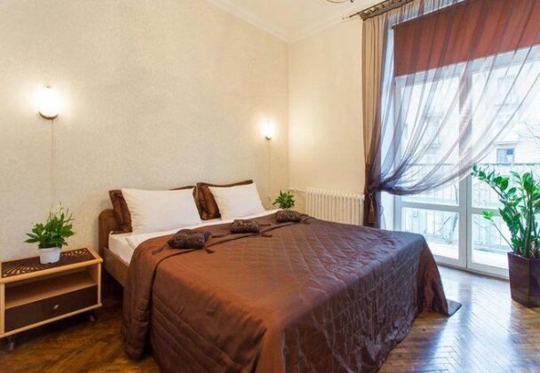 Apartment on ploshad Pobedi