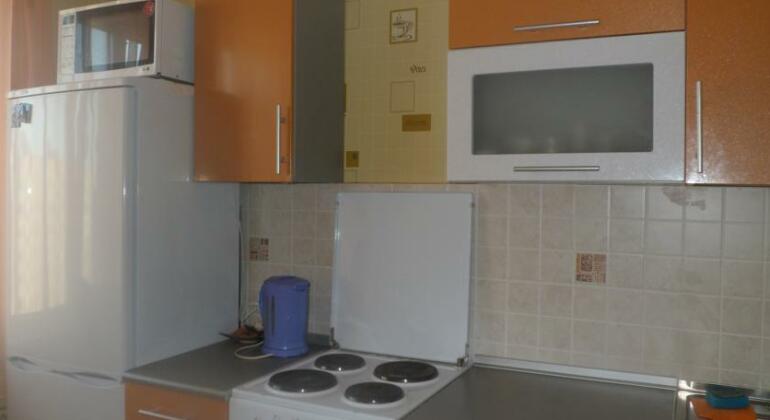 Apartment On Russiyanova - Photo3