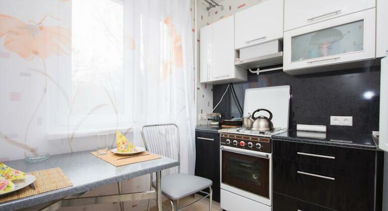 Apartment on Smolyachkova Street - Photo3