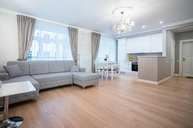 Aparton Nezavisimosti Prospect 52/5 Jacuzzi - Photo5
