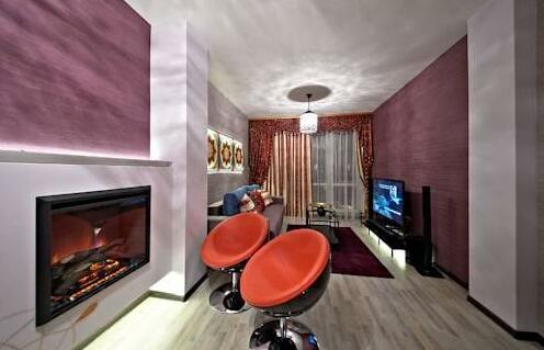 Center Rent Apartments - Photo2