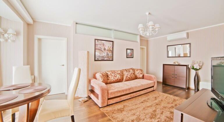CityLife Apartments - Photo3