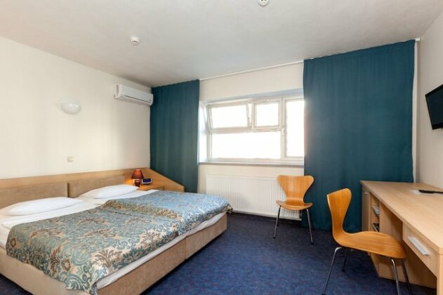 IBB Hotel - Photo4