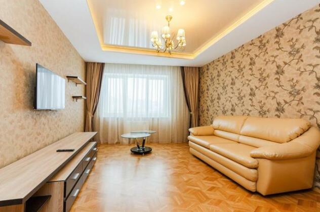 Like Home Apartments on Nezavisimosti - Photo2
