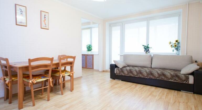 Logoyka Apartment - Photo2