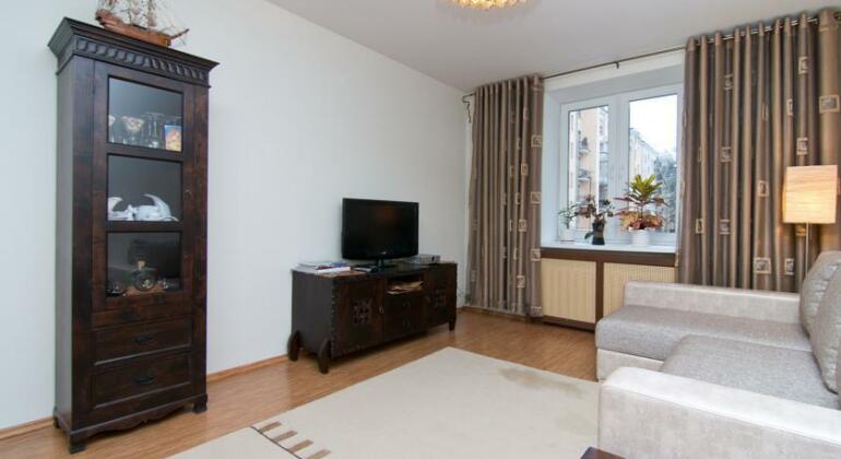 Nana Neman Apartments - Photo4