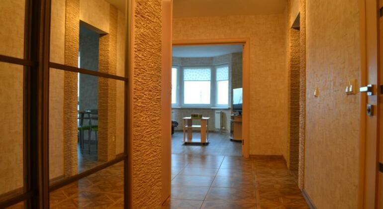 Red Cat Apartments - Photo2