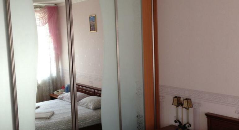Respect Aparts Hostel - Photo4