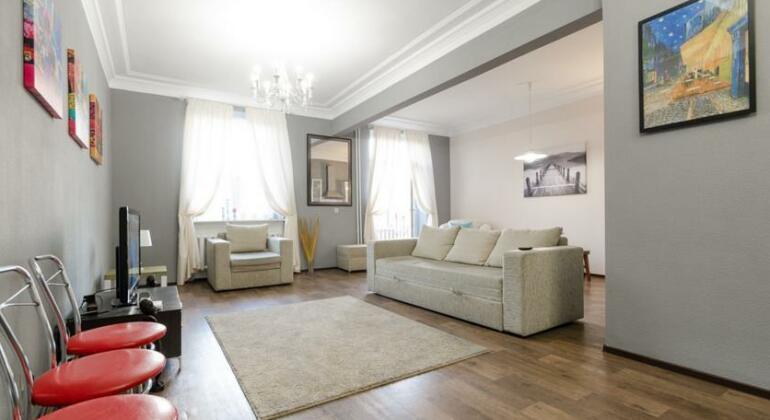 Swedish Studio at Myasnikova - Photo4