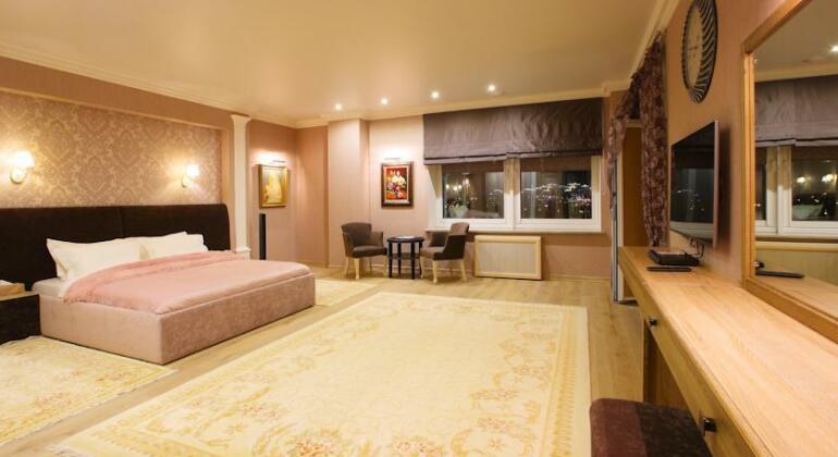 U Troitskogo VIP Apartment - Photo3
