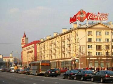 V Minsk Na Sutki - 2 Apartments