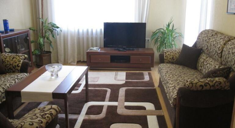 Victory Square Apartment - Photo3