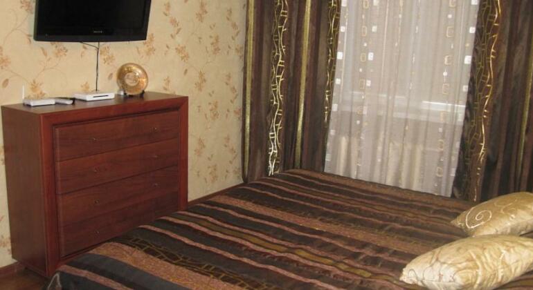 Victory Square Apartment - Photo4