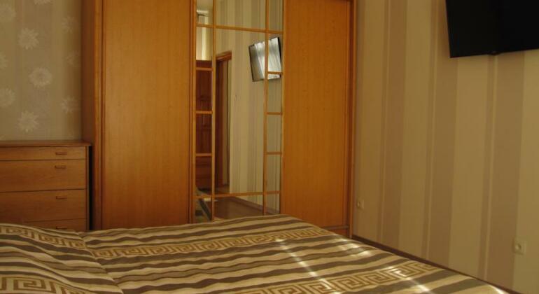 Victory Square Apartment - Photo5