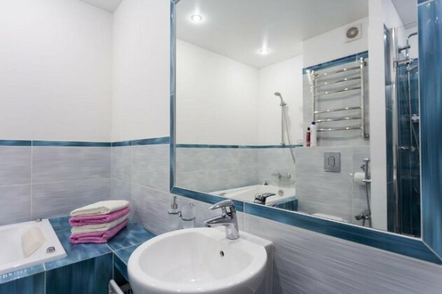 Vip 4-Room Jacuzzi - Photo4