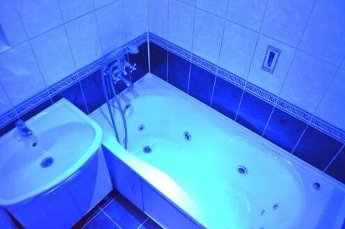 VIP City Centre Lenin Apartment - Photo3