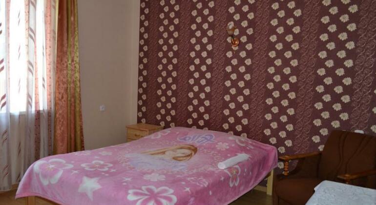 Syabryna - Photo4