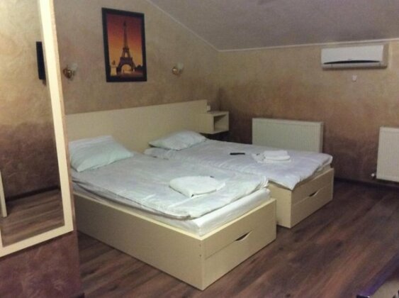 Parizh Inn