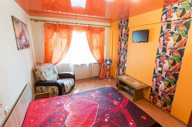 Apartamentyi Na Chernyahovskogo - Photo4