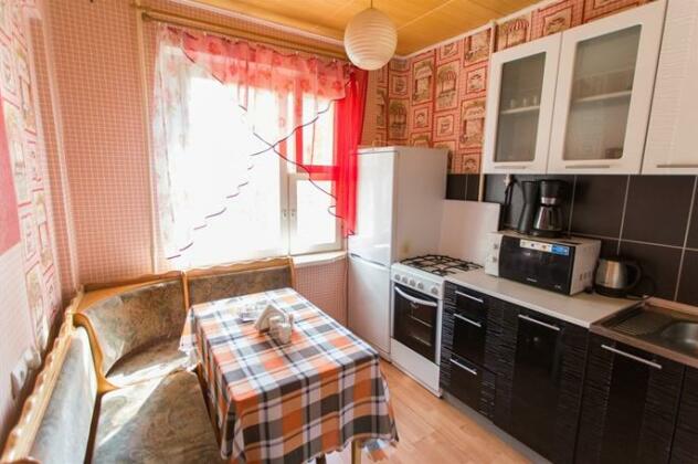 Apartamentyi Na Chernyahovskogo - Photo5