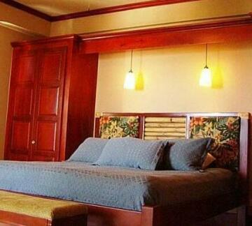 Blue Reef Island Resort