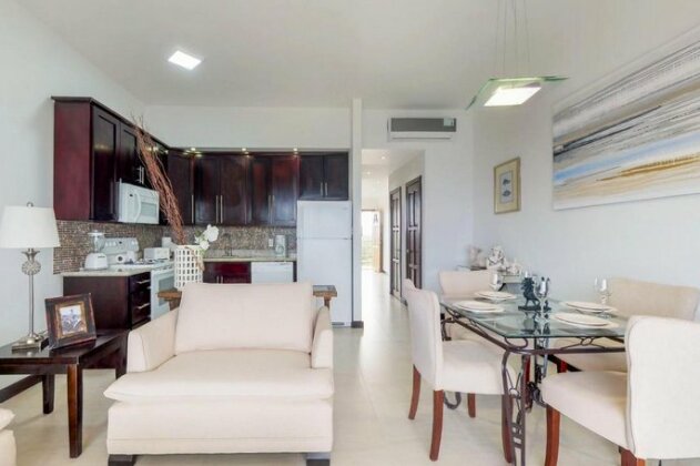Blue Water Beach Villas - Photo4