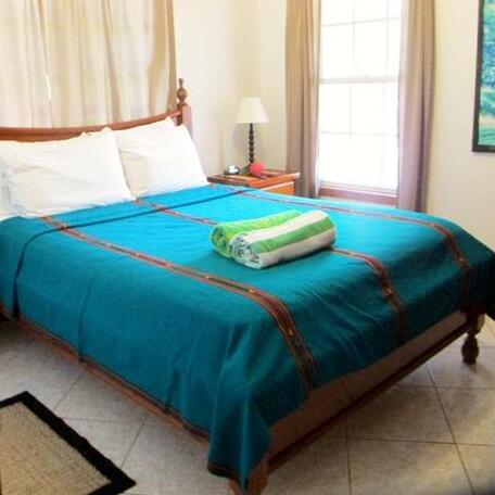Cocotal Inn and Cabanas - Photo5