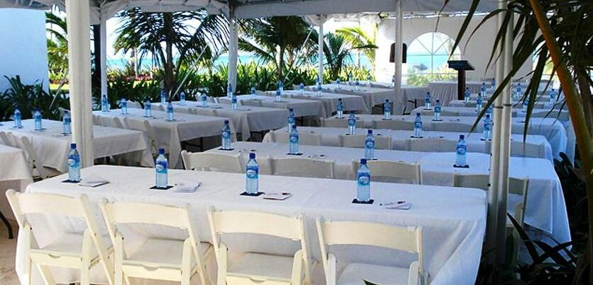 Las Terrazas Resort & Residences - Photo2