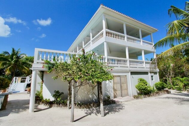 Villa Aurora Estate