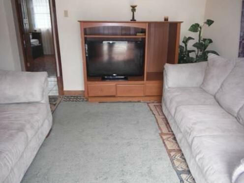 Elizabeth Place - Photo2