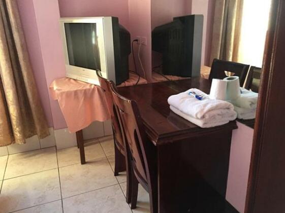 Golden Tree Hotel - Photo5