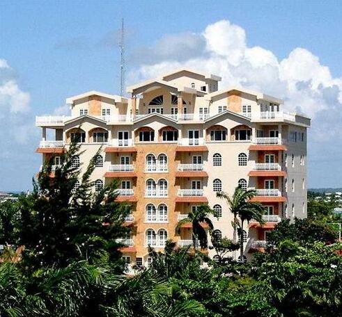 Renaissance Tower - Photo3